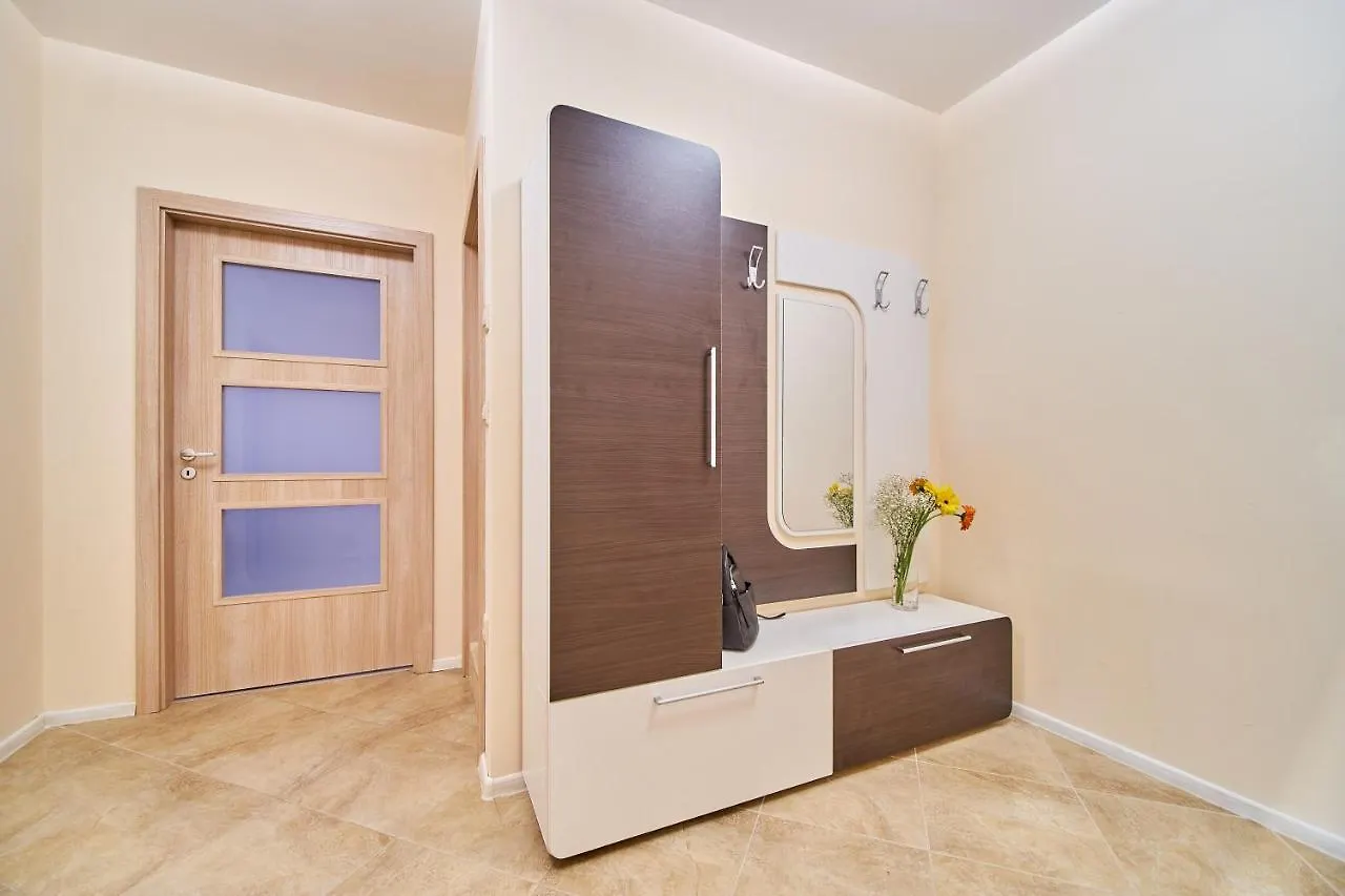 Daire Summertime In Varna South Bay Beach Residence