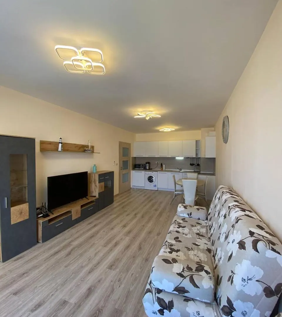 Daire Summertime In Varna South Bay Beach Residence